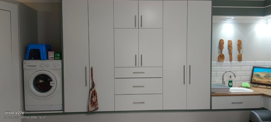 5 Bedroom Property for Sale in Monte Christo Western Cape